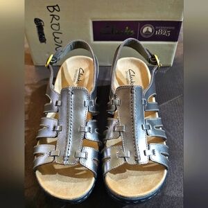 Clarks Bendables women's sandals